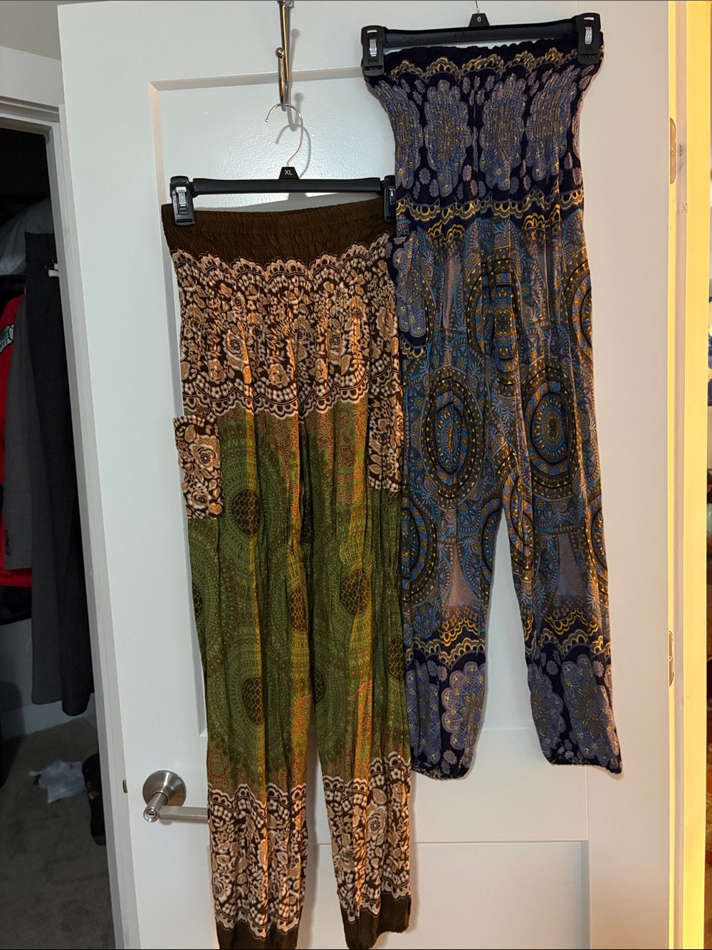 Women’s Printed Elastic-Waist Harem Pants - Green & Blue